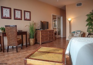 NEW LISTING! Gorgeous 3B/2B Island Vacation Corner Condo With Spectacular Views! Barrier Free Shower!