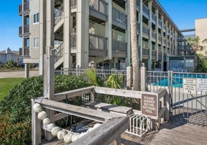 NEW LISTING - Sand Dollar VIllas - Forever Young