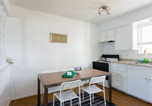 New Listing! Simple and comfortable 2 bdrm near downtown/AUS