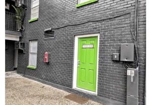 New Listing! Simple and comfortable 2 bdrm near downtown/AUS