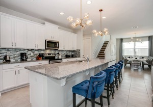 New Listing! Solara Resort, 8mi to Disney & 15mi to Universal - FS309887