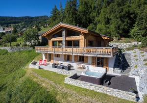 new luxuriously appointed Chalet Charbray - La Tzoumaz - 10p - hot tub, sauna