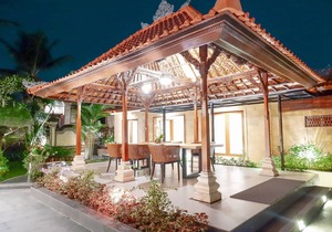 NEW! Luxury and Modern Living Concept at Superior Room in Ubud
