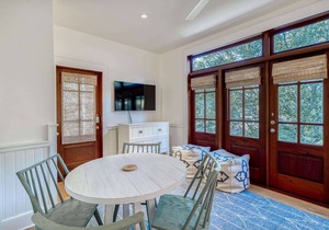 NEW! Pet Friendly, Across from Pool, 3 Min to Beach, FULL Carriage House