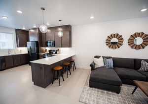 New poolside Luxury townhouse in The Lofts