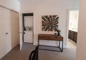 New poolside Luxury townhouse in The Lofts