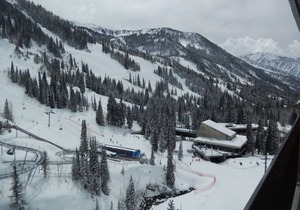NEW RATE - Cliff Club Snowbird 2-Bedroom Condo - Ski in/out ~ Full Privileges
