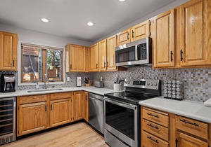 New renovated McCloud Condo in the middle of Town