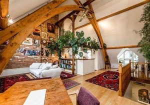 NEW Superb 3 Bedroom Flat Close to City of London!