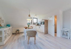 New, very chic studio for 2 people near the beach with barrel sauna