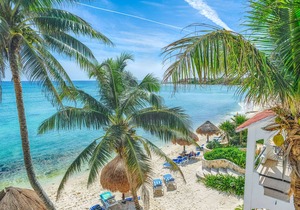 Newly remodeled beachfront condo with stunning ocean views!