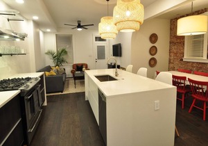 Newly renovated Tower Grove 2 bedroom, 2 bathroom apartment