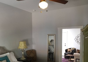 Newport Inn #1 - Walk to Levee and Downtown Cincinnati/REDS! Parking Included!!
