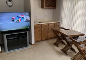 Next to Apple Valley Golf Course! Clean, Comfortable, Peaceful!