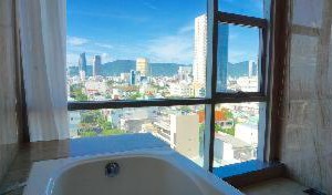 Nhat Linh Hotel & Suites Da Nang