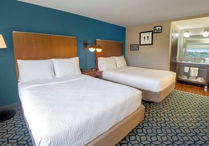 Niagara Riverside Resort, BW Premier Collection