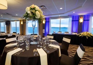 Niagara Riverside Resort BW Premier Collection