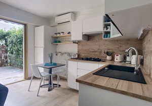 Nice amenities, close to beaches, swimming pool 232L/PY