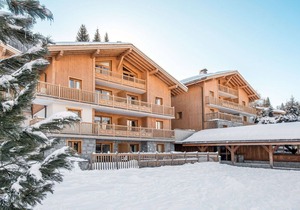 Nice apartment for 6 guests with WIFI, hot tub, pool, TV, terrace, pets allowed and parking