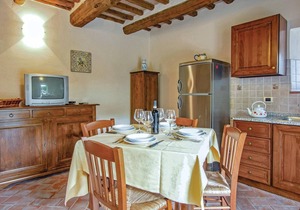 Nice apartment in San Donato in P. FI