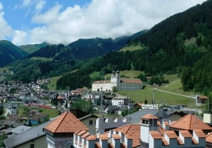 Nice apartment for 6 guests with WIFI, TV, balcony and parking