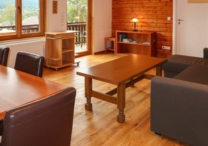 Nice apartment for 4 guests with WIFI, TV, balcony and parking