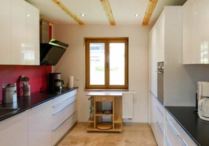 Nice apartment for 4 guests with WIFI, TV, balcony and parking