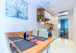 Nice apartment in Kastel Novi with WiFi