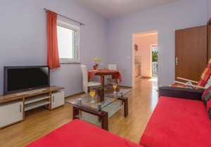 Nice Apartment In Kastel With Kitchen