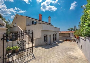 Nice Apartment In Kostrena With Wifi