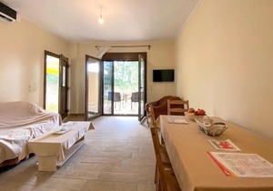 Nice Apartment In Nafpaktos With Wifi