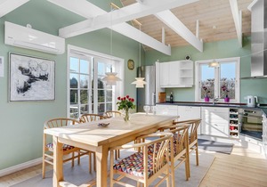 Nice cottage in newer cottage area on the Great Belt.