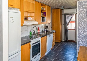 Nice home in ödeshög with WiFi