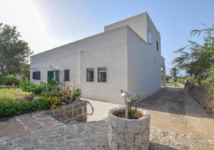 Nice Home In Cava D'aliga With Wifi