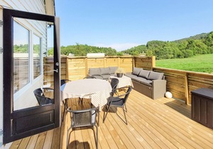 Nice home in Fitjar with house sea view