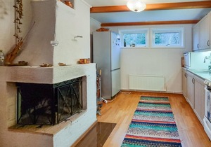 Nice home in Hökerum with sauna