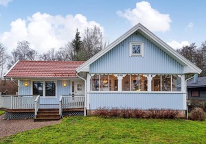 Nice home in Hökerum with sauna