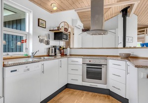 Nice home in Jerup with WiFi