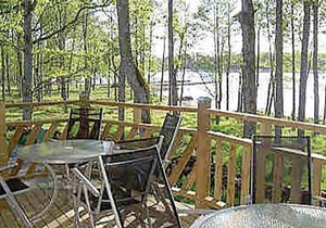 Nice home in Ljungby with 5 Bedrooms and WiFi