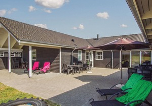 Nice home in Løkken with sauna