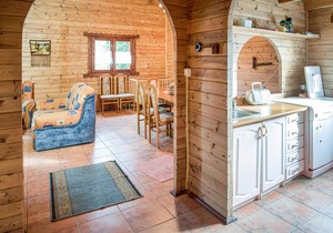 Nice home in Mscice with kitchen