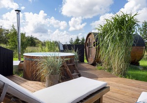 Nice home in øster assels with sauna