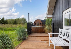 Nice home in øster assels with sauna