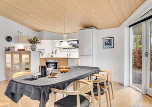 Nice home in Strøby with WiFi