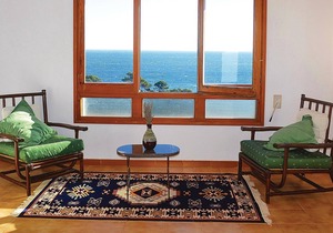 Nice home in Tossa de Mar with WiFi