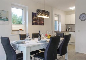 Nice Home In Vlagtwedde With Kitchen