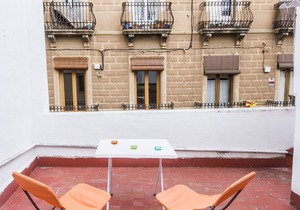 NICE LOFT WITH TERRAZZA IN THE HEART OF REUS