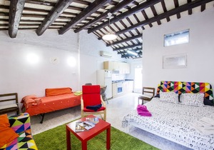 NICE LOFT WITH TERRAZZA IN THE HEART OF REUS