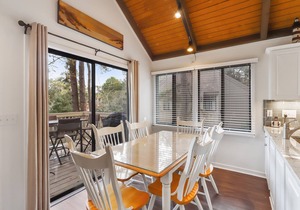 Night Heron 62- 3 bedroom 2 bath Cottage with Lagoon views