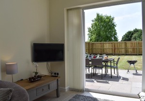 No 1 Downton Cottage